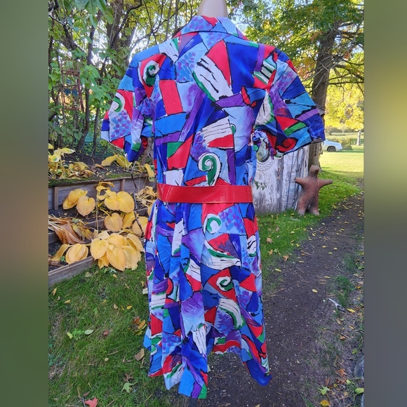 Abstract pattern dress - Picture 5 of 11